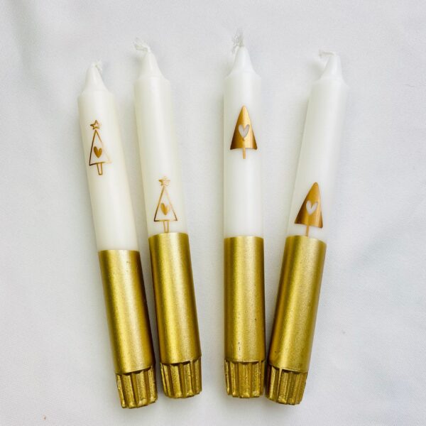 4 Stabkerzen mit Gold und Weihnachtsbaum